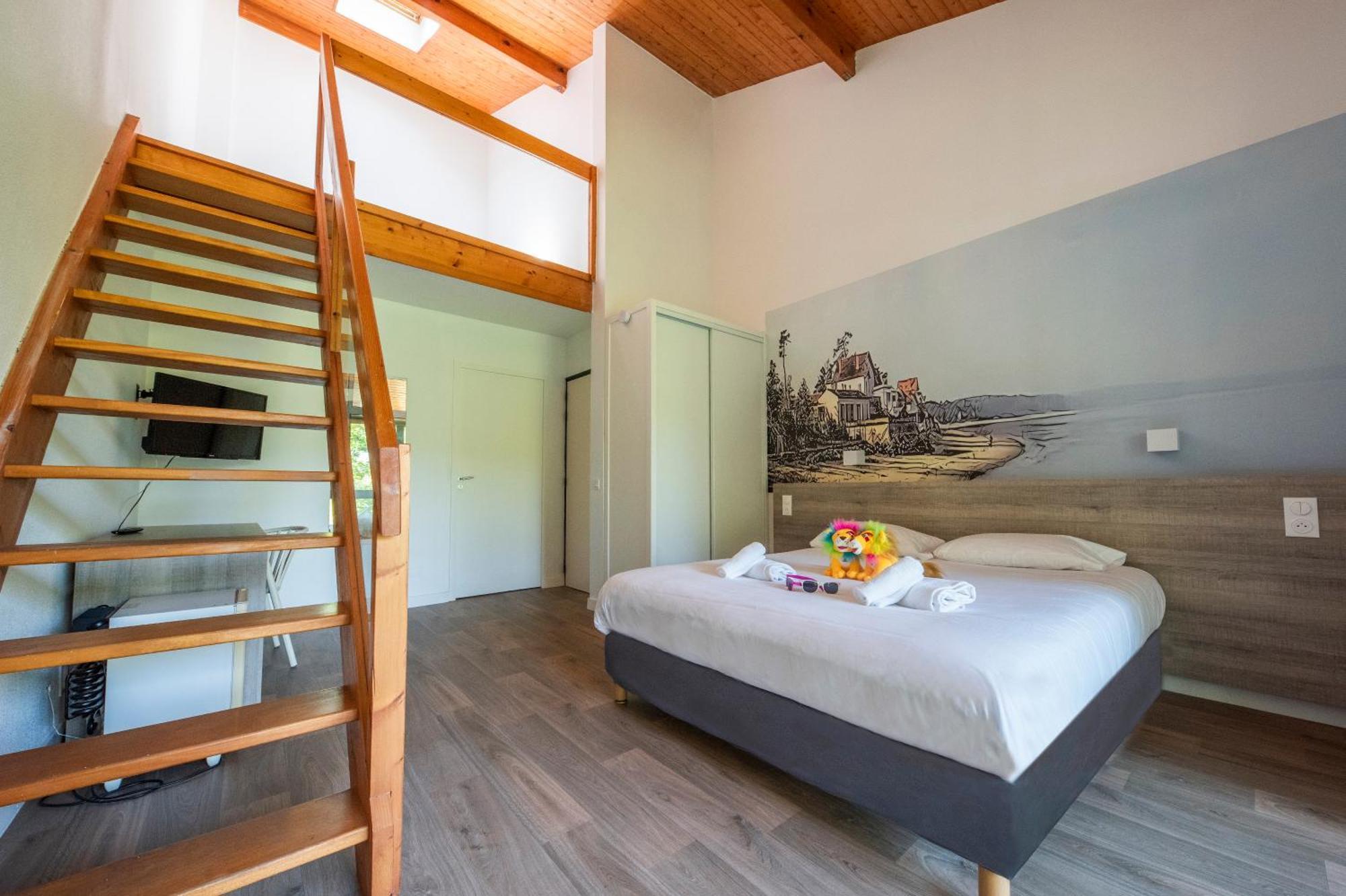 Отель Azureva Ronce Les Bains Экстерьер фото